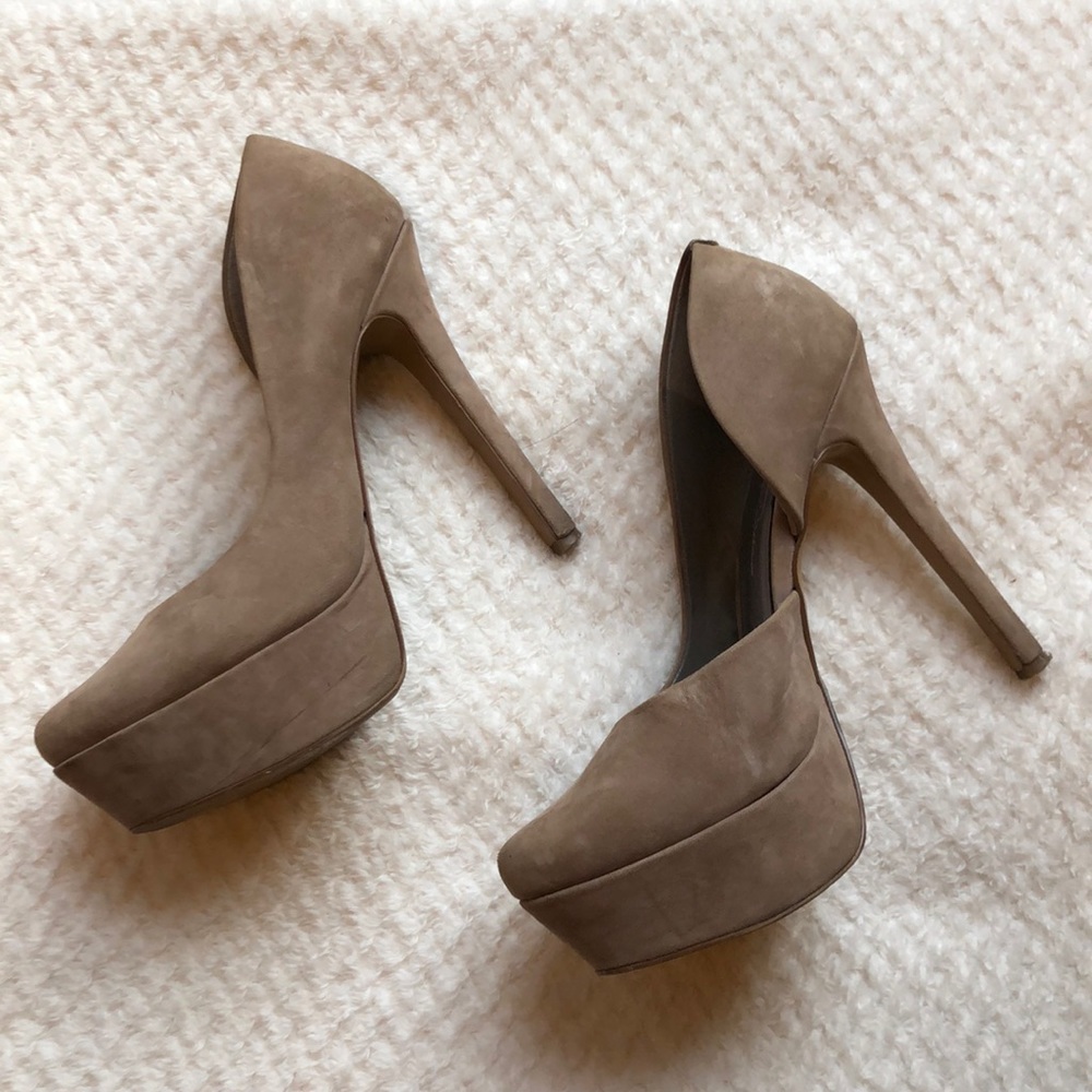 Jessica Simpson Suede Pumps